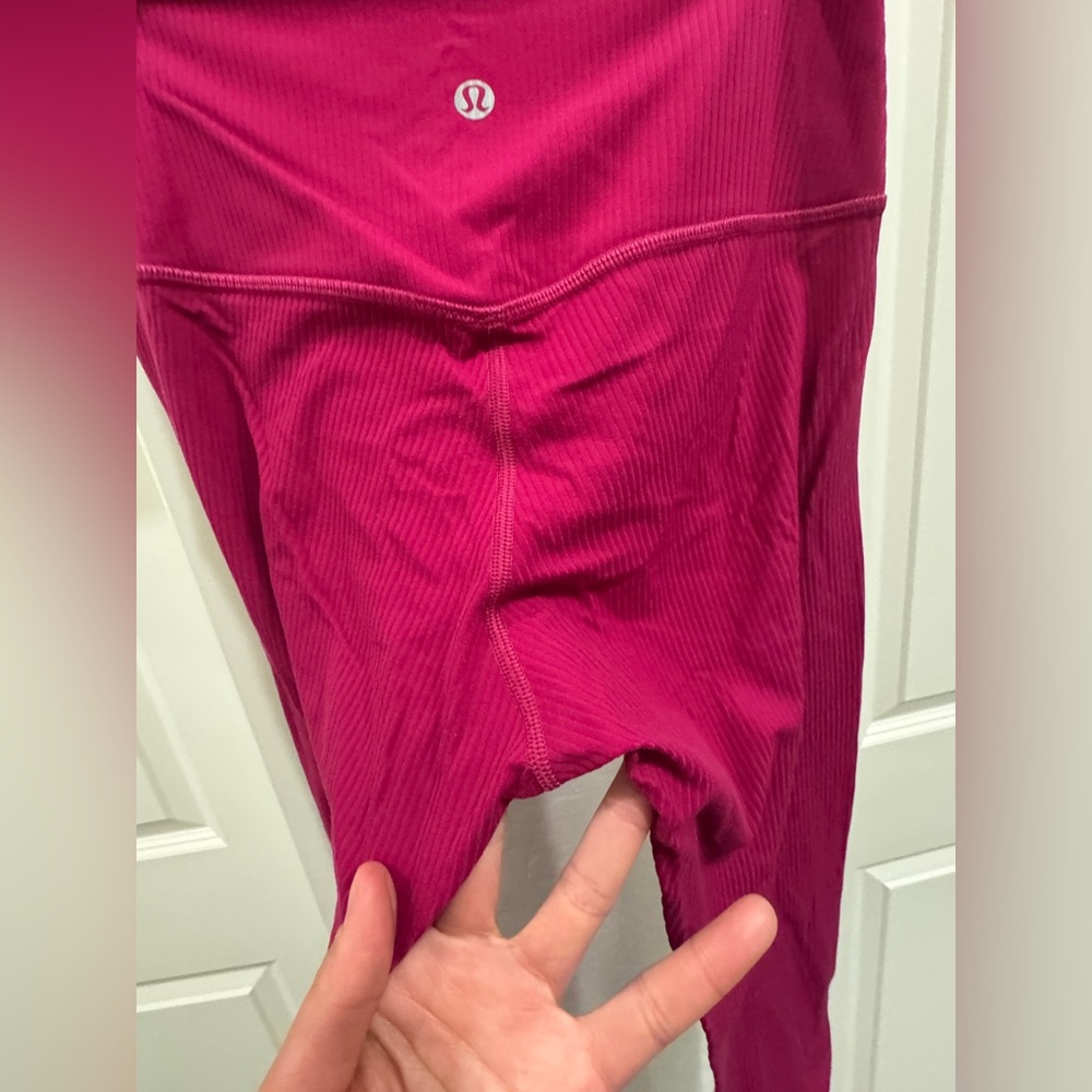 Lululemon Ribbed Align-  Size 4 28” - Picture 6 of 6
